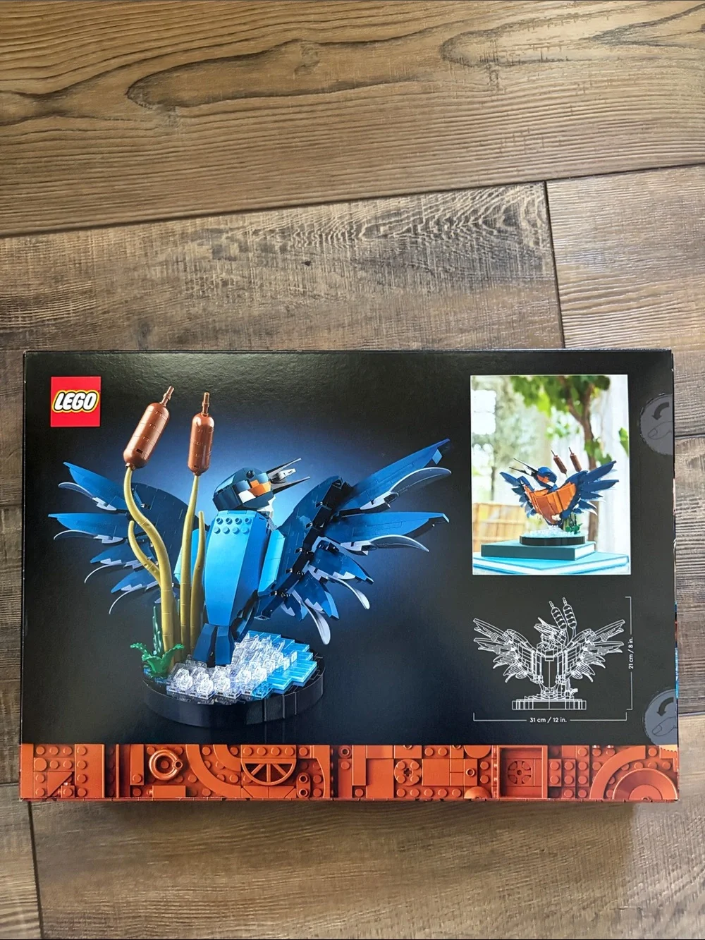 Lego Kingfisher Sculpture - Blue & Orange - Picture 2 of 6